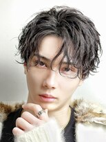 クロトヴィラ 天神大名(KUROT villa)&nbsp;スパイラルルーズシャドウパーマセンターパート