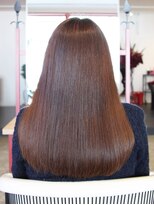 エッセンシャルルックス(Essential Looks) ストレートスタイル