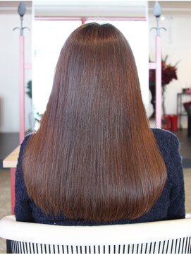 エッセンシャルルックス(Essential Looks) ストレートスタイル