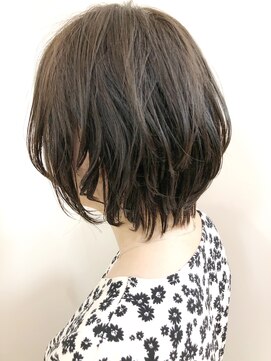 リアン(Lian) 【パーマ】シルエットがキレイなショートボブ