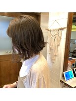 ラレイ(Lalei)&nbsp;＊切りっぱなしロブ グレージュ 辻幸奈 表参道