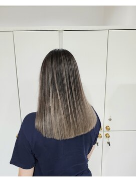 フォクシー(Foxy) バレイヤージュ