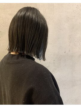 ザ ラボ アングゥ(The Labo ungu) 外ハネボブ/ボブインナーカラー