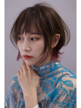 髪質改善と縮毛矯正の専門店 サンティエ(scintiller) 大人綺麗な小顔襟足スッキリショートボブ　30代40代50代