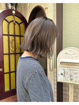 コキリ(kokiri)&nbsp;【nasu】切りっぱなし×透明感グレージュ