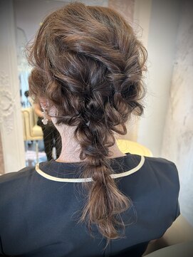 ピートリックヘアーメイキング(P-tRICK hair making) 編みおろし