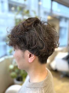 シュヴー 築地(CHEVEUX) マッシュショートスパイラルパーマ