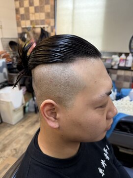 ヘアーサロン タムラ フルツーブロックカット