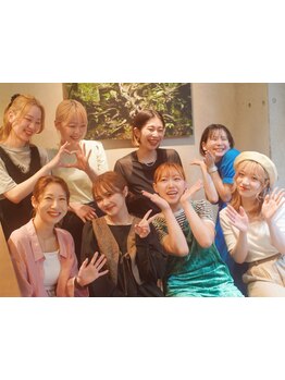 【口コミ多数！/実力派女性スタイリスト在籍】"寄り添ったご提案 "と"相談しやすさ "が男女ともに好評◎