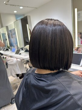 ケンジ 平塚 アネッタ(KENJE annetta) 【sins】髪質改善ストレート/艶髪