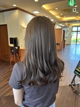 ディール D-R グレージュカラー/夏カラー/髪質改善/ヘッドスパ/20代/30代