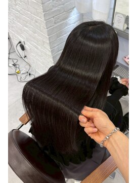 艶×抜け感で仕上げる【韓国風似合わせスタイル】西梅田