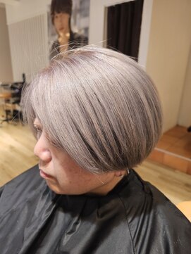 アルス ウィズ アクロス オモテサンドウ(aluss with AKROS omotesando) 白髪ぼかしマッシュ