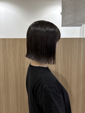 ザ ファースト(The FIRST) 切りっぱなしボブ