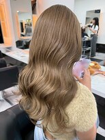 アリープアウル(ALEAP owl)&nbsp;艶髪/ロング/レイヤーカット/ライトベージュ