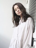 ボランチ(VOLANCH)&nbsp;脱力感のある可愛いロングヘア