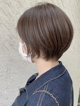 ヘアーズ ロッソ テラス(hair's ROSSO TERRACE) 丸みショート［30代40代50代］