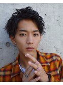 ショートレイヤー ツーブロック くせ毛風パーマ アップバング 30