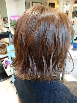 ヒロミライフ 昭和町店(Hiromi Life) 外ハネウェーブボブ