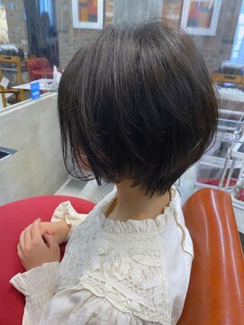 ルース(RUTH) 丸みショート