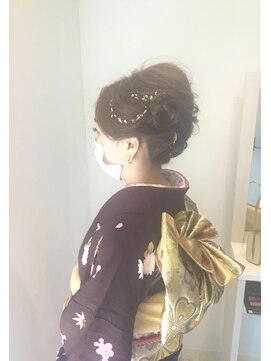 ヘアーメイク S&I 夜会巻き