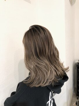 ルッソリベラ 池袋(Lusso libera) グラデーションカラー　アッシュ　グレージュ◎30代40代50代