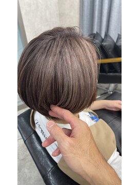 モイ(moy) 脱白髪染め/白髪ぼかし/ハイライト/グラデーションカラー/浅草