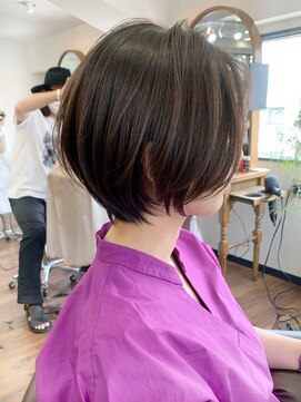 レイラバイアフロート 吉祥寺(Lila by afloat) 【畑中正敏】20代30代40代◎小顔丸みくびれショート、ボブ