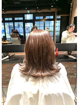 オーガニック アトリエ 大宮(organic+atelier) くびれヘルシースタイルふんわりカールショコラアッシュ