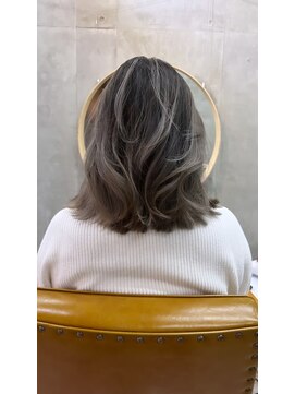 ソルトウォーター(SALT WATER) ベージュ/グレージュ/ブリーチ/恵比寿/代官山