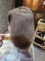 燈&nbsp;美髪縮毛矯正