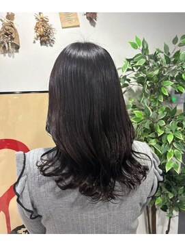 ニッキ(Nikki) アッシュブラウン