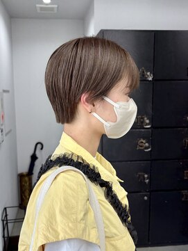 ヘアー アイス 御器所本店(HAIR ICI) 20代30代40代抜け感丸みショートミルクティベージュ