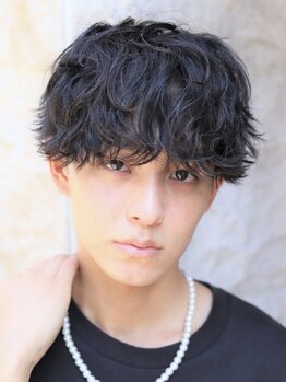 メンズフィール 南森町(MENS FEEL)の写真/【平日22時まで営業】似合わせカット、パーマなどの技術力が高いからこそ、あなたのなりたいを実現します！