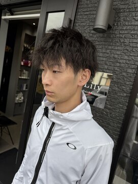 リリー ヘアーアンドビューティー(Lily) 黒髪ツイストスパイラル