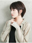 ショートボブ