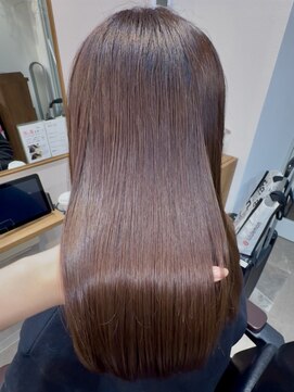 レイヤーカット/水素トリートメント／髪質改善トリートメント