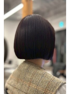 アコロン 武蔵小杉(acoron.) シルエットで魅せる大人の丸みボブ ×武蔵小杉