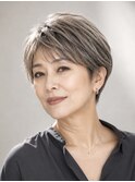白髪ぼかし 白髪を活かした透明感ショート　40代50代60代
