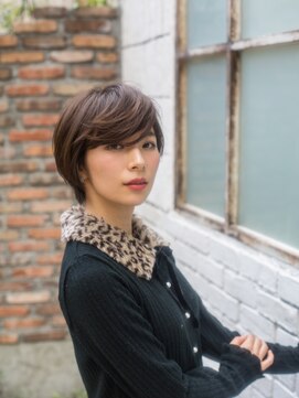 美容室クローバー 新小岩店(clover) 耳かけナチュラルショート【新小岩】