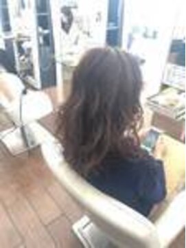 アフ(ahu) ゆるふわパーマ