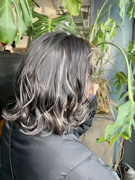 オンザ(ONTHE) フェイスフレーミング立体感透明感ミディアムボブ【林京平】