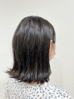 イリス(Iris) 透け感黒染め