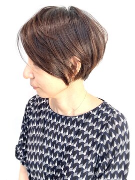 ステアケース 武蔵小杉店(stair:case) 大人ショート/耳かけショート/前髪長め前下がり/20代30代40代