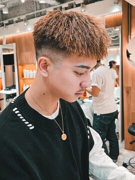 ルースト 渋谷店(ROOST) クロップ/クロップスタイル/ツイストパーマ/縦落ちツイスト