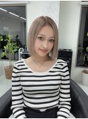 ミルクティーベージュ×ボブ