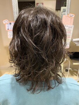 アズール 草加(azule) ふんわりパーマ ミディアムレイヤースタイル