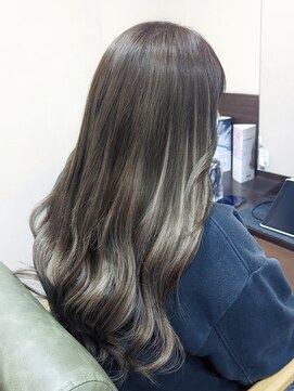 レアナ バイ ニーナ(Leana by NINA) プルエクステ ハイライトデザイン