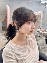 クム(kumu)&nbsp;【kumu】 ミディアム/顔周りカット/おくれ毛レイヤー/栄/名古屋