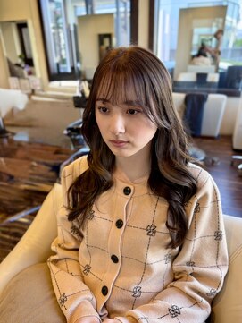 ウシワカマルガーデン(ushiwakamaru Garden) 透明感抜群のマロンベージュ